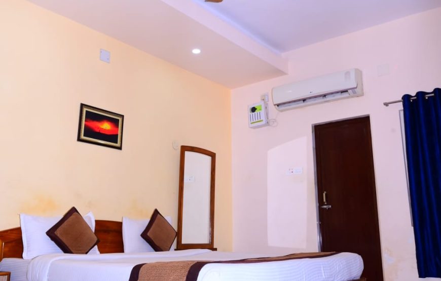 Executive Double Bed Room AC
