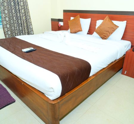 sea facing hotels in puri near swargadwar