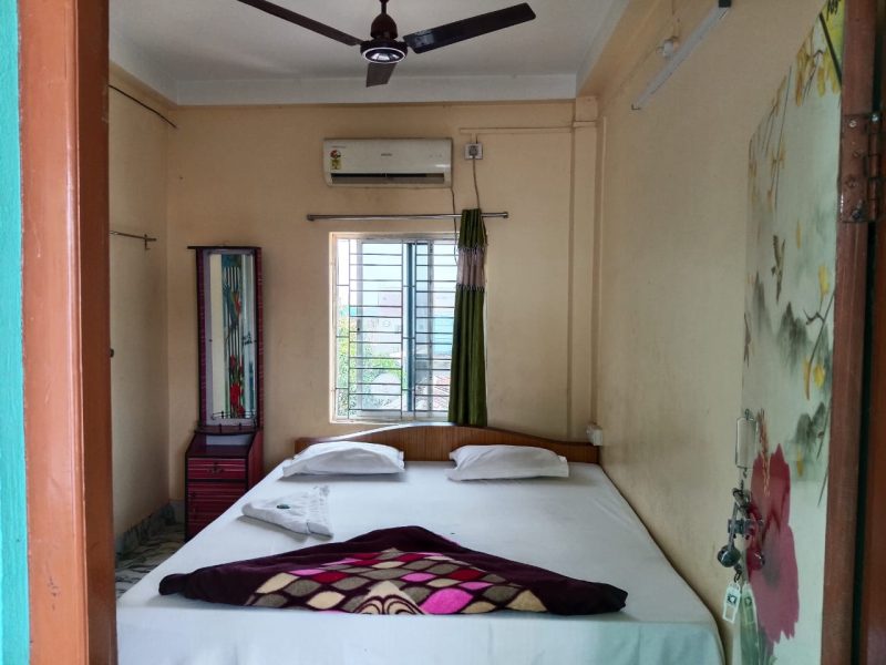 STANDARD AC ROOM