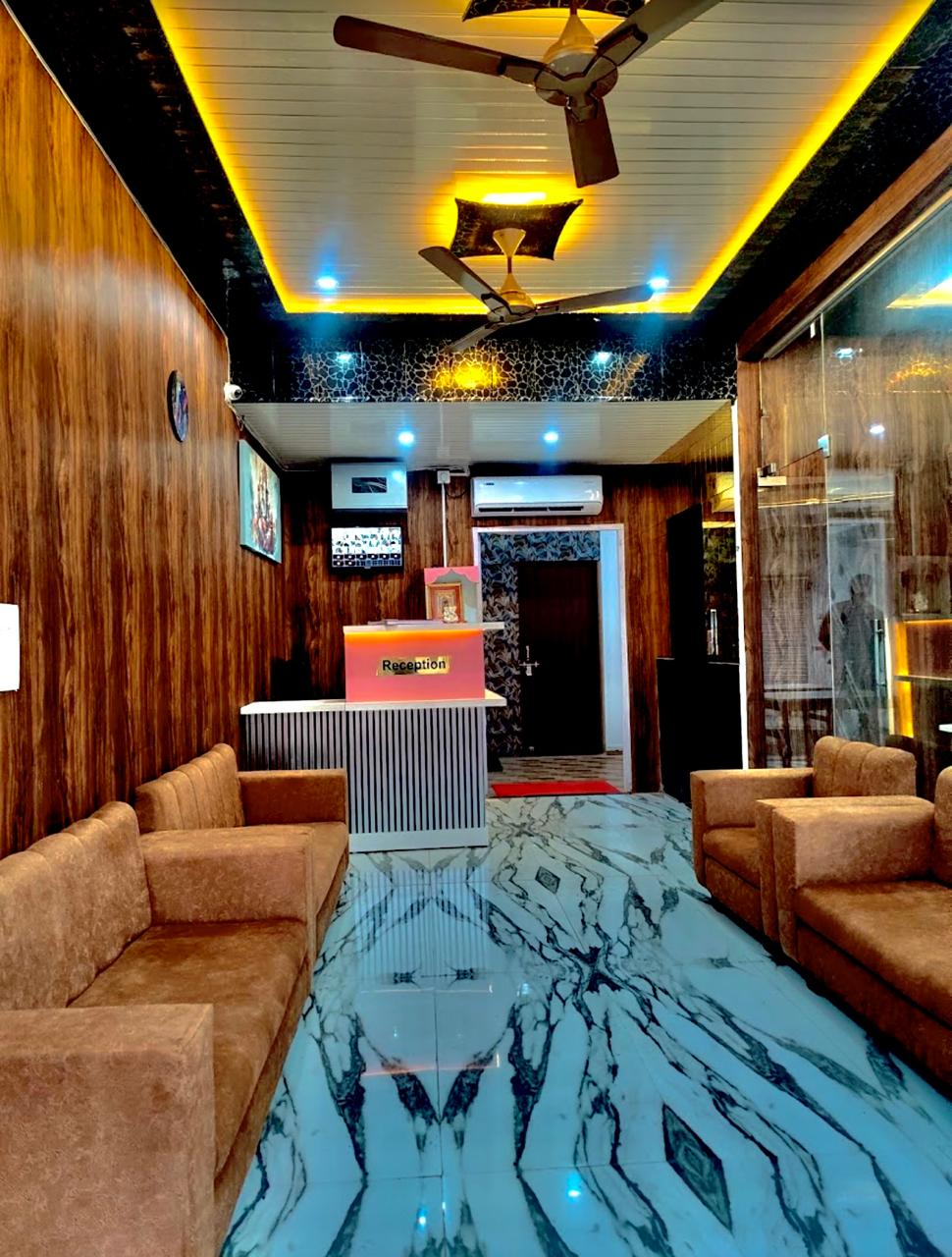 Vinyak Grand Plaza