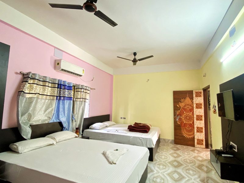 DOIBLE BED AC ROOM